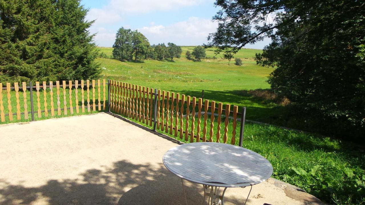 Maison De Famille Au Plateau Du Mezenc Les Vastres Экстерьер фото